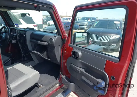 2010 Jeep Wrangler Unlimited Rubicon z USA, uszkodzony, nr VIN 1J4BA6H1XAL139455